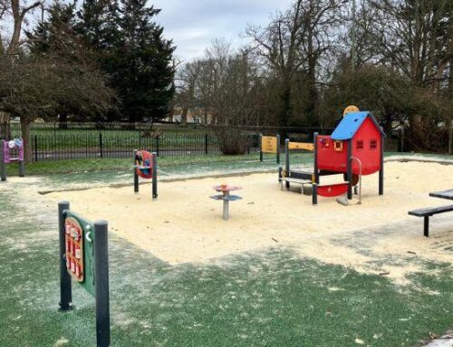 Oatlands Recreation Ground in Weybridge has opened a new sand play area for children.